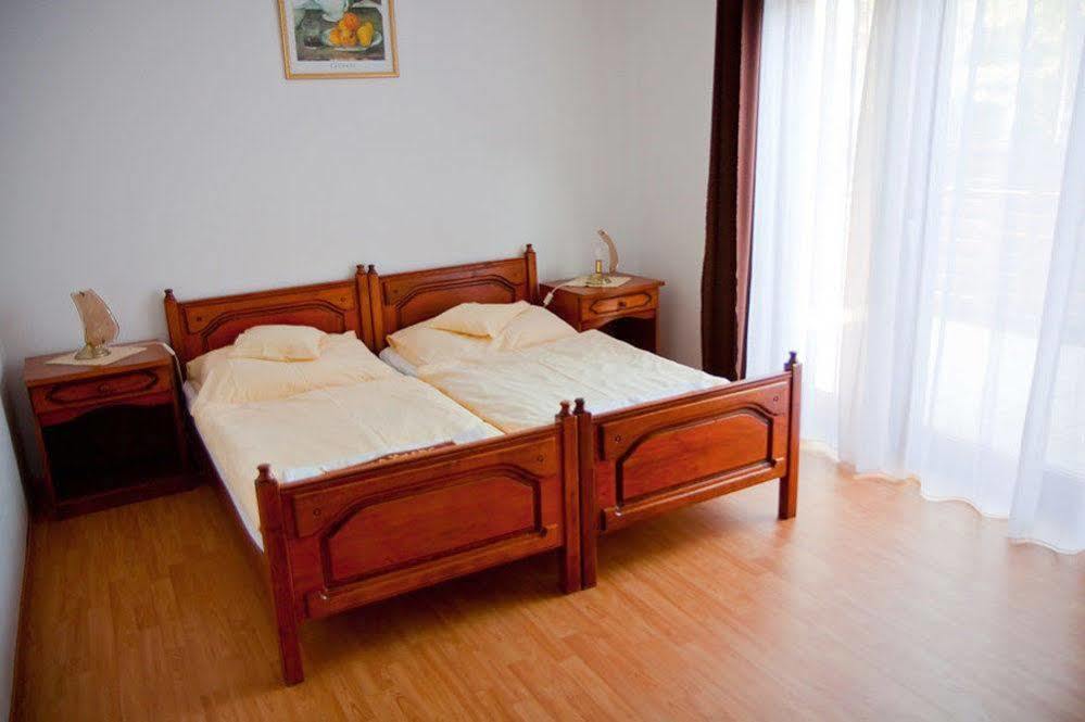 Hotel Kentaur Siófok Zewnętrze zdjęcie