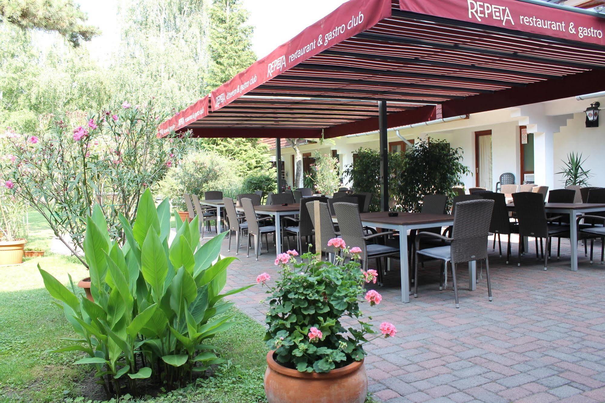 Hotel Kentaur Siófok Zewnętrze zdjęcie