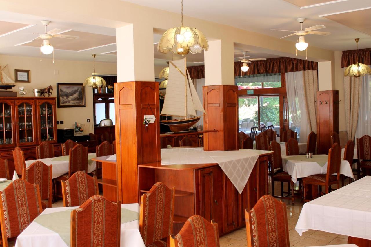 Hotel Kentaur Siófok Zewnętrze zdjęcie